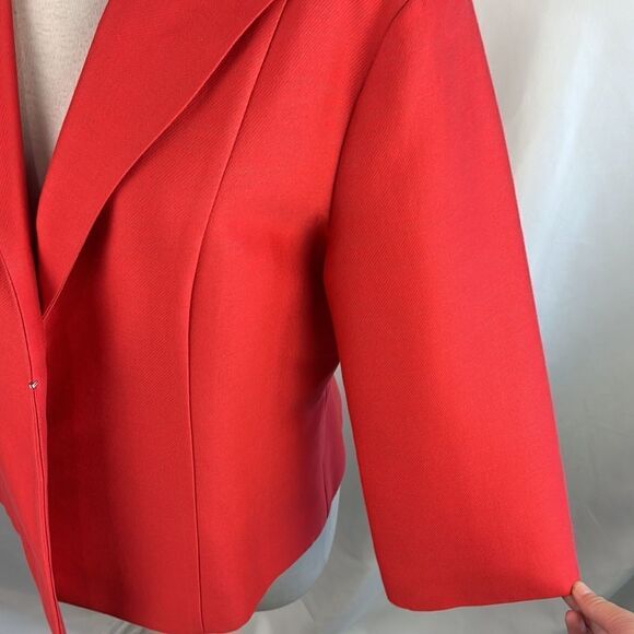 Joeffer Caoc Coral Cropped Blazer - Picture 4 of 7